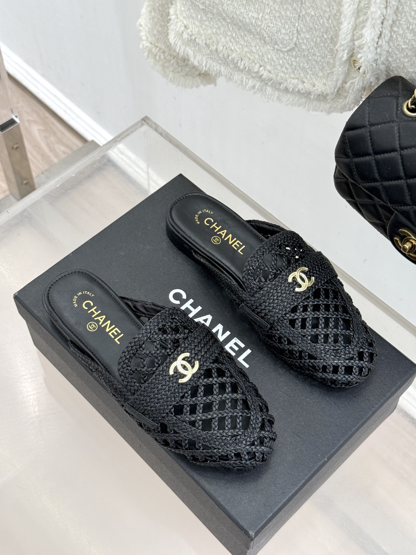 CHANE* ｜小香26P新品双C编织乐福鞋半拖将经典乐福与慵懒半拖完美融合编织肌理重塑小香高级感。镂空