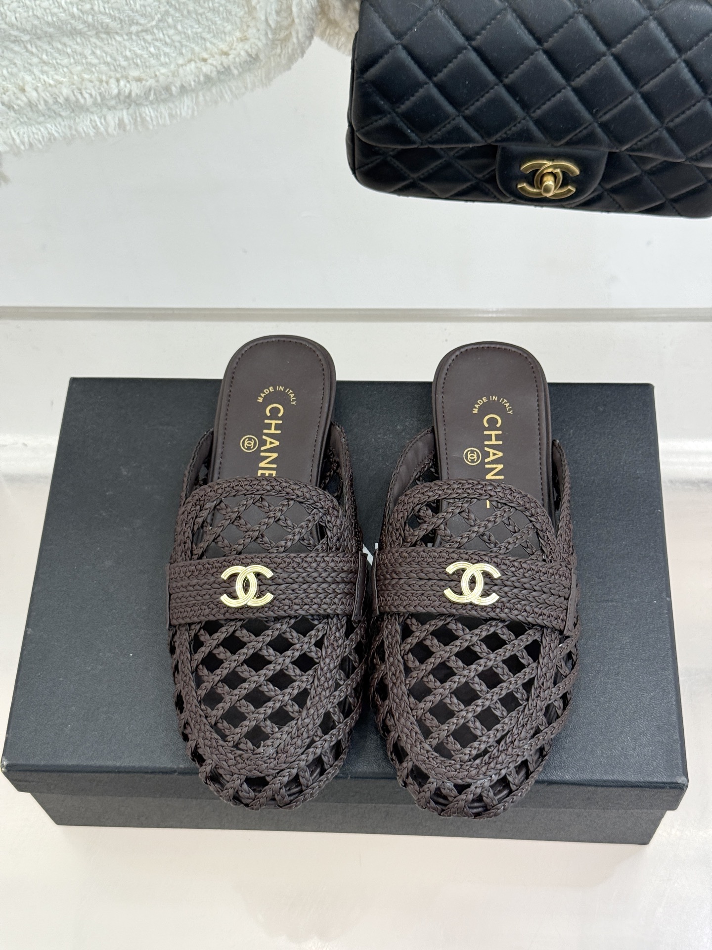CHANE* ｜小香26P新品双C编织乐福鞋半拖将经典乐福与慵懒半拖完美融合编织肌理重塑小香高级感。镂空