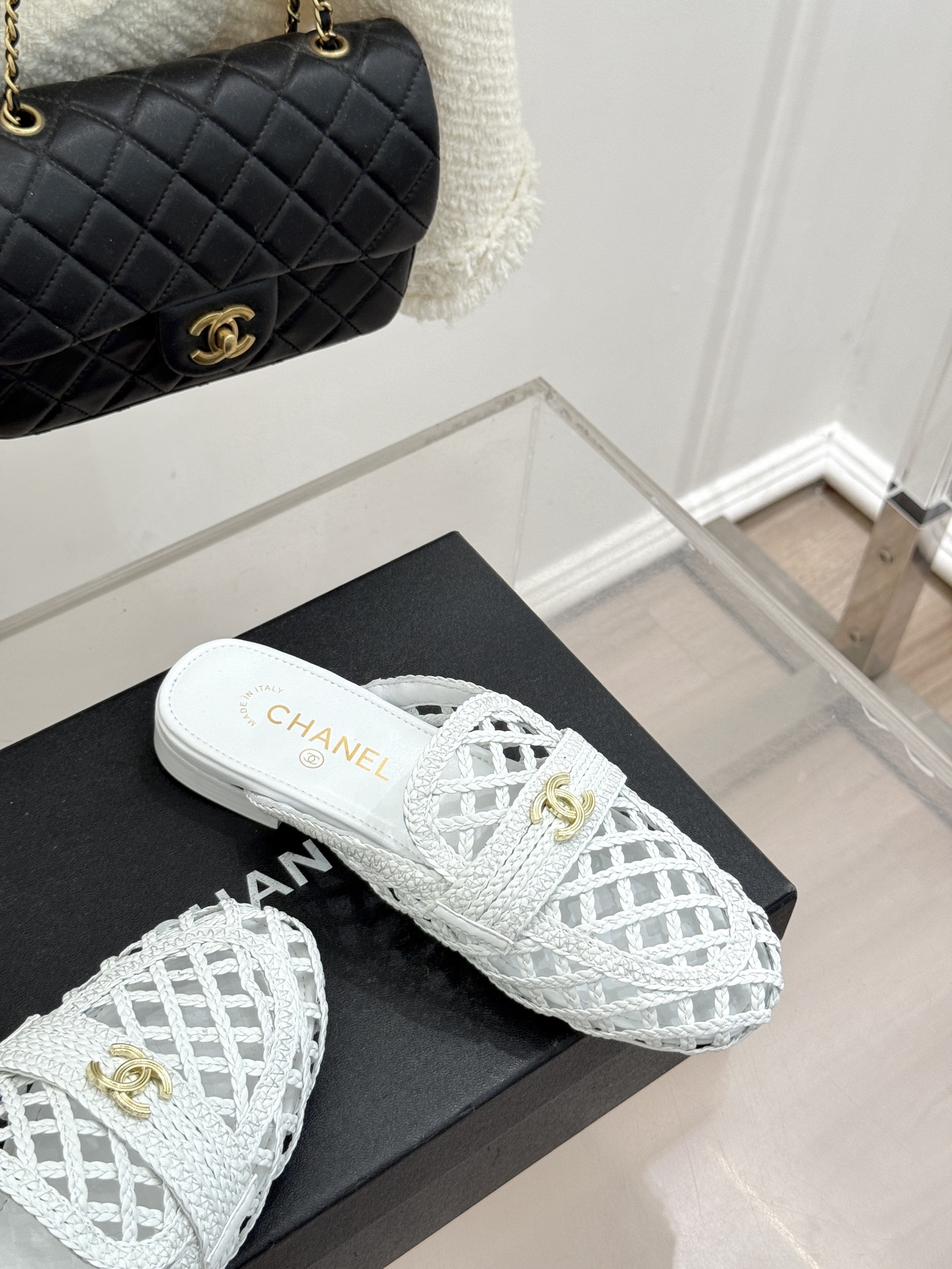 CHANE* ｜小香26P新品双C编织乐福鞋半拖将经典乐福与慵懒半拖完美融合编织肌理重塑小香高级感。镂空