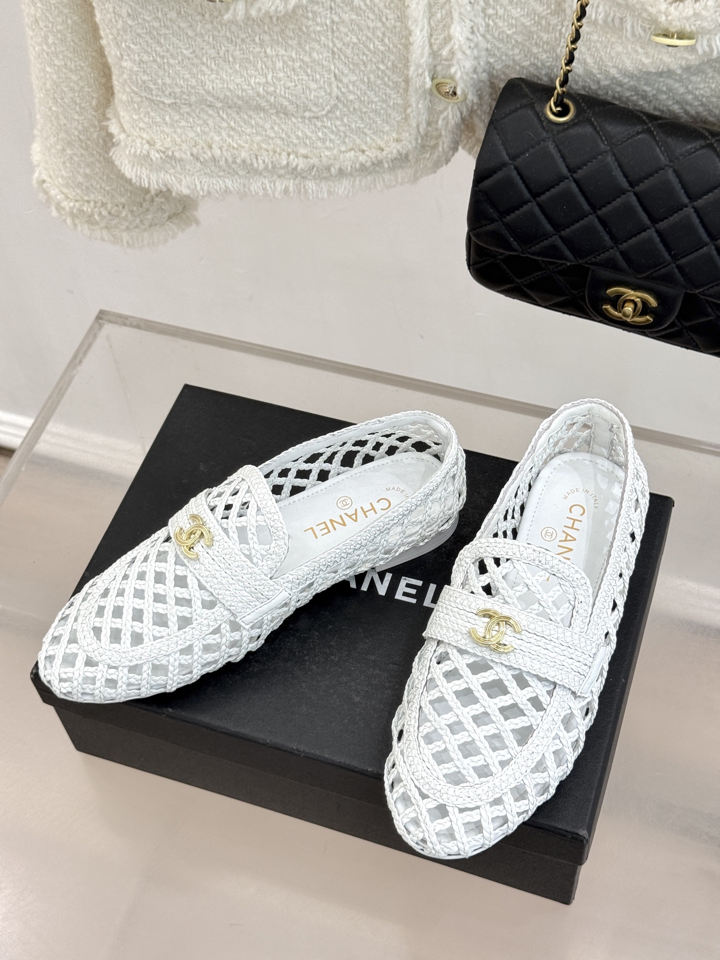 CHANE* ｜小香26P新品双C编织乐福鞋半拖将经典乐福与慵懒半拖完美融合编织肌理重塑小香高级感。镂空