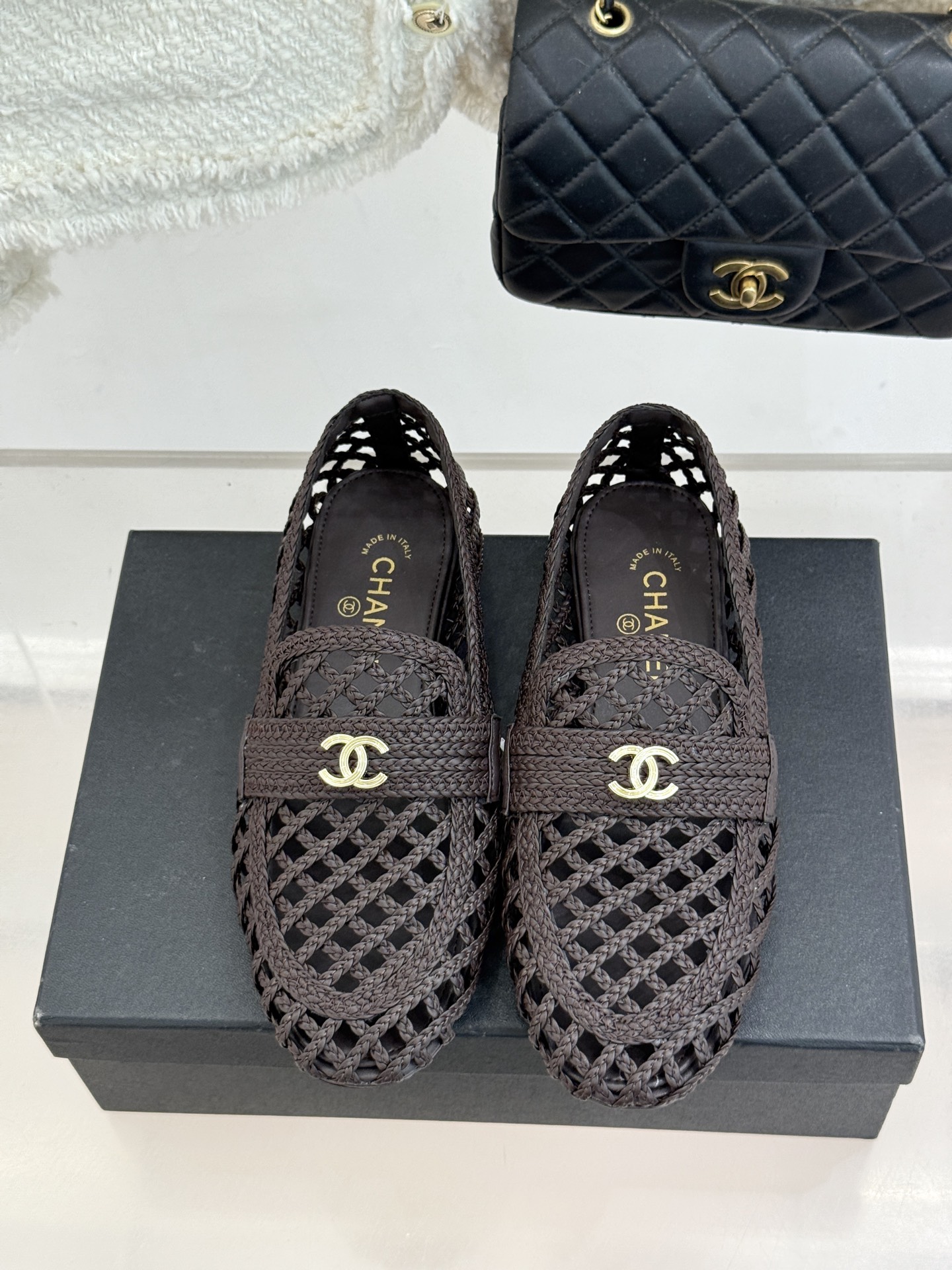 CHANE* ｜小香26P新品双C编织乐福鞋半拖将经典乐福与慵懒半拖完美融合编织肌理重塑小香高级感。镂空