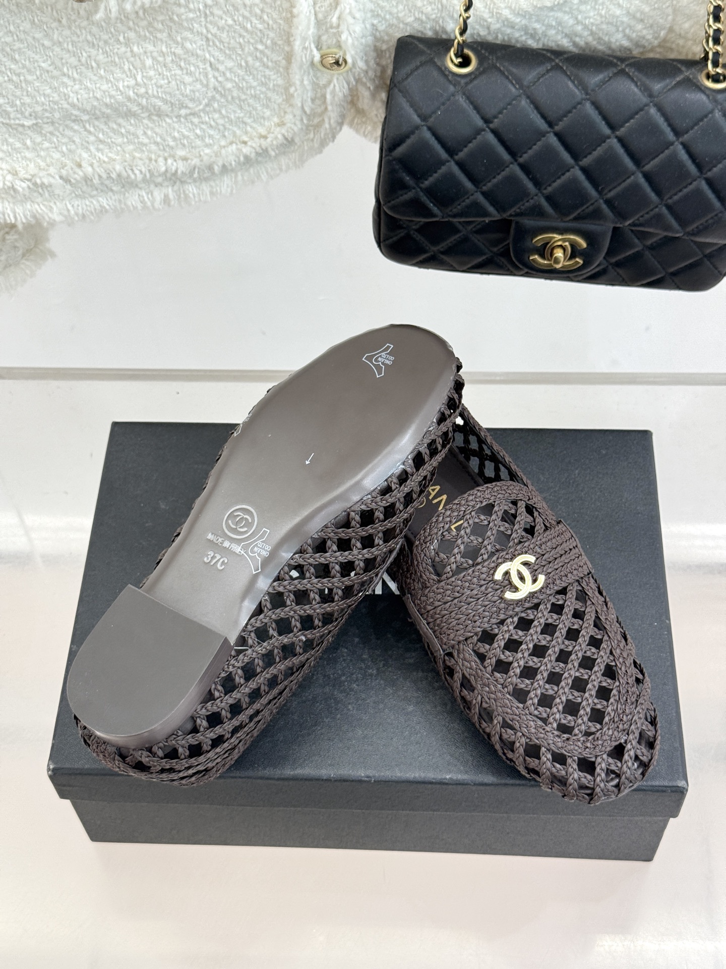 CHANE* ｜小香26P新品双C编织乐福鞋半拖将经典乐福与慵懒半拖完美融合编织肌理重塑小香高级感。镂空