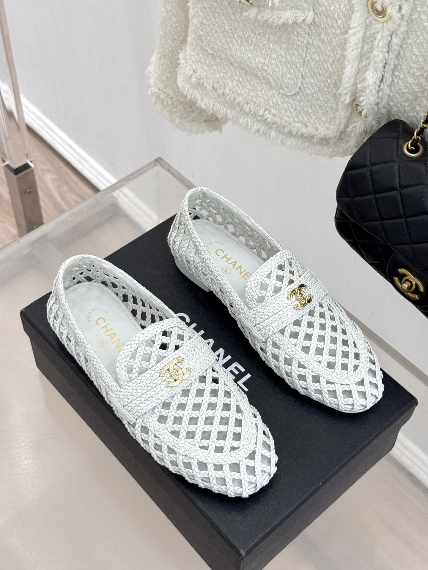 CHANE* ｜小香26P新品双C编织乐福鞋半拖将经典乐福与慵懒半拖完美融合编织肌理重塑小香高级感。镂空