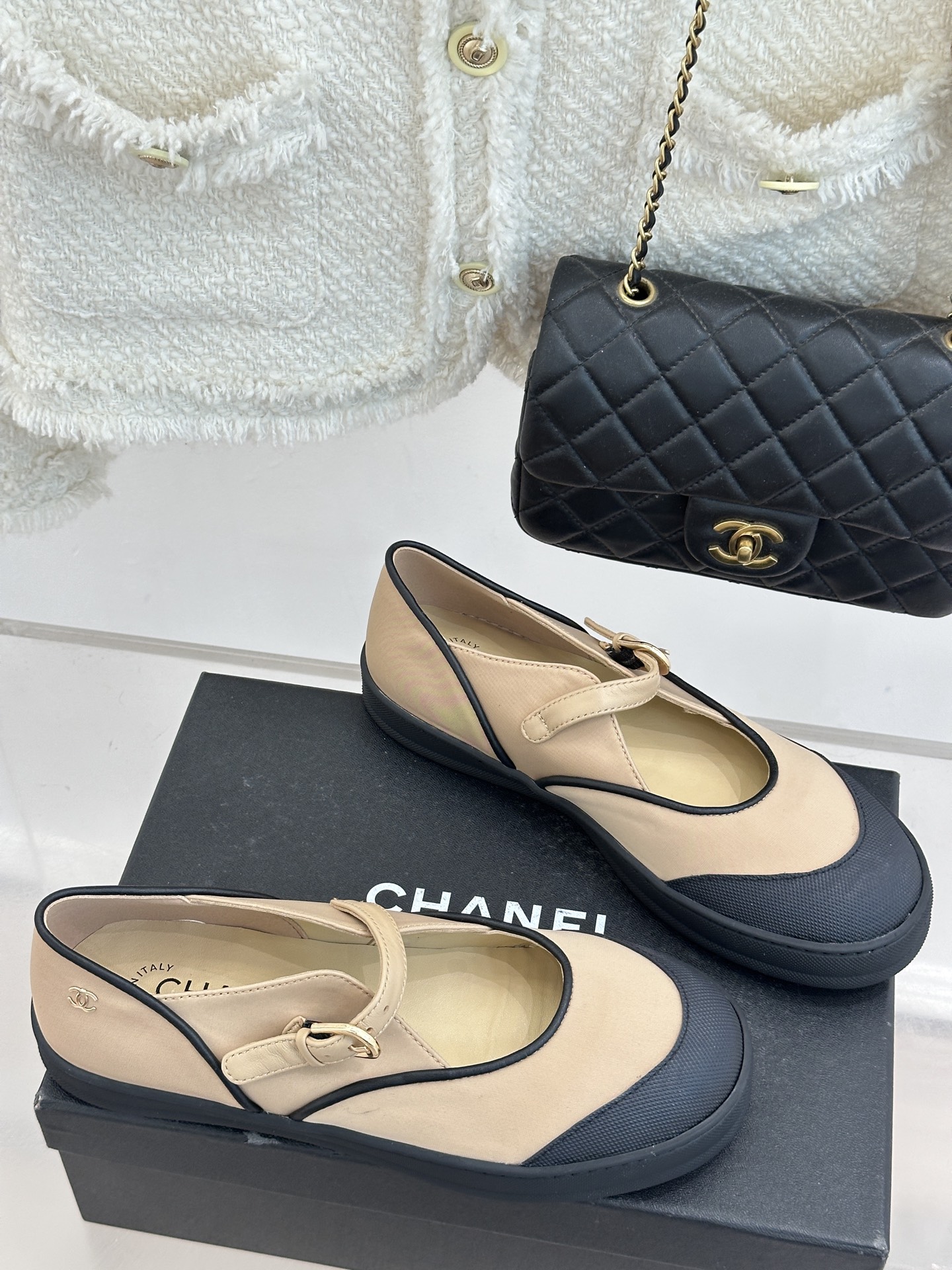 CHANE*｜小香26S双C休闲康鹏玛丽珍鞋复刻中古康鹏的复古魂法式优雅与日常舒适浑然天成。触感软糯如云