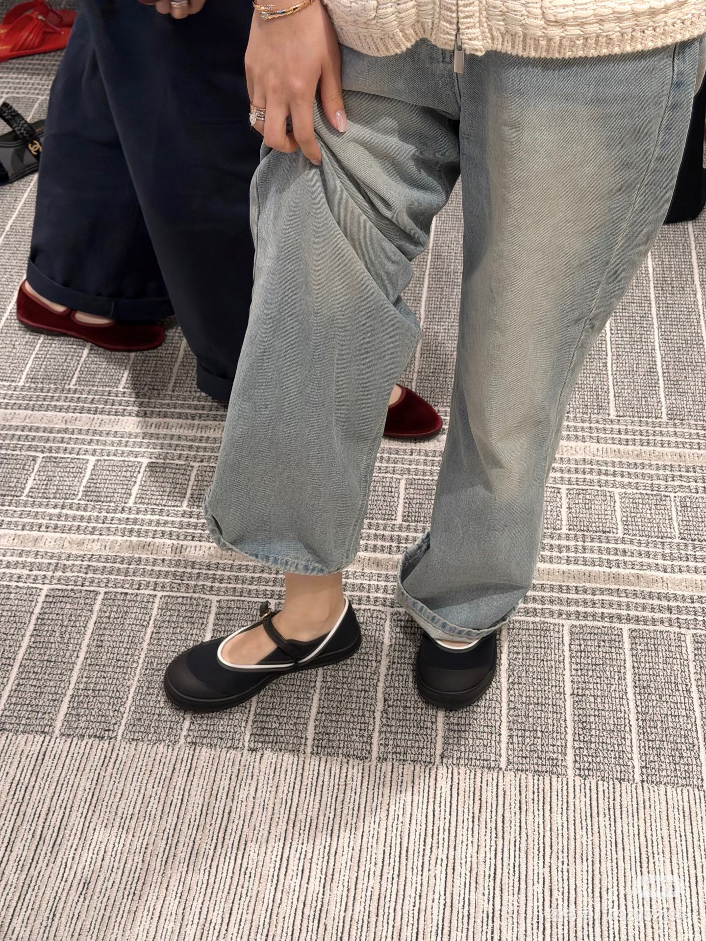 NO:885113,On-foot demonstration picture, single shoes19860909上脚示范图,单鞋,Women's Shoes