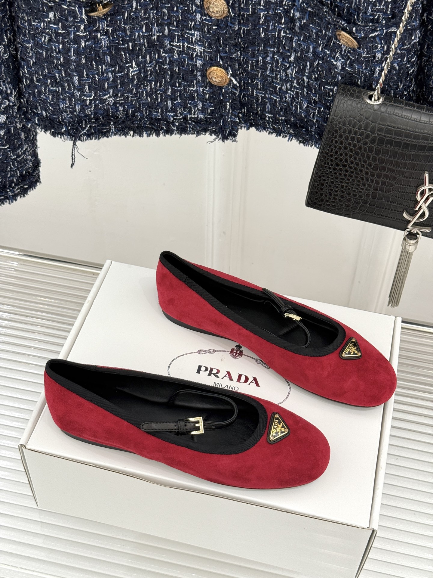 （原版飞机盒＋10）Prada/普拉达26WF新品三角标玛丽珍鞋复古优雅 重塑摩登气质标志性珐琅三角徽标