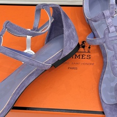 (配原版飞机盒)Hermès/爱马仕26WF新品猪鼻子链条平底凉鞋经典猪鼻子链条平底凉鞋法式奢雅格调一眼 (配原版飞机盒)Hermès/爱马仕26WF新品猪鼻子链条平底凉鞋经典猪鼻子链条平底凉鞋法式奢雅格调一眼