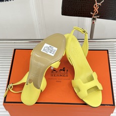 (原版飞机盒)Hermès/爱马仕经典H型细跟高跟凉鞋极简奢韵 勾勒优雅身姿标志性H型镂空鞋面凝练品牌经 (原版飞机盒)Hermès/爱马仕经典H型细跟高跟凉鞋极简奢韵 勾勒优雅身姿标志性H型镂空鞋面凝练品牌经