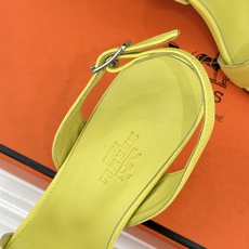 (原版飞机盒)Hermès/爱马仕经典H型细跟高跟凉鞋极简奢韵 勾勒优雅身姿标志性H型镂空鞋面凝练品牌经 (原版飞机盒)Hermès/爱马仕经典H型细跟高跟凉鞋极简奢韵 勾勒优雅身姿标志性H型镂空鞋面凝练品牌经