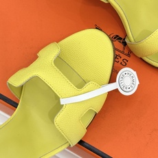 (原版飞机盒)Hermès/爱马仕经典H型细跟高跟凉鞋极简奢韵 勾勒优雅身姿标志性H型镂空鞋面凝练品牌经 (原版飞机盒)Hermès/爱马仕经典H型细跟高跟凉鞋极简奢韵 勾勒优雅身姿标志性H型镂空鞋面凝练品牌经