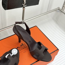 (原版飞机盒)Hermès/爱马仕经典H型细跟高跟凉鞋极简奢韵 勾勒优雅身姿标志性H型镂空鞋面凝练品牌经 (原版飞机盒)Hermès/爱马仕经典H型细跟高跟凉鞋极简奢韵 勾勒优雅身姿标志性H型镂空鞋面凝练品牌经