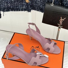 (原版飞机盒)Hermès/爱马仕经典H型细跟高跟凉鞋极简奢韵 勾勒优雅身姿标志性H型镂空鞋面凝练品牌经 (原版飞机盒)Hermès/爱马仕经典H型细跟高跟凉鞋极简奢韵 勾勒优雅身姿标志性H型镂空鞋面凝练品牌经