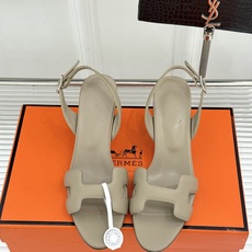 (原版飞机盒)Hermès/爱马仕经典H型细跟高跟凉鞋极简奢韵 勾勒优雅身姿标志性H型镂空鞋面凝练品牌经 (原版飞机盒)Hermès/爱马仕经典H型细跟高跟凉鞋极简奢韵 勾勒优雅身姿标志性H型镂空鞋面凝练品牌经
