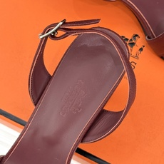 (原版飞机盒)Hermès/爱马仕经典H型细跟高跟凉鞋极简奢韵 勾勒优雅身姿标志性H型镂空鞋面凝练品牌经 (原版飞机盒)Hermès/爱马仕经典H型细跟高跟凉鞋极简奢韵 勾勒优雅身姿标志性H型镂空鞋面凝练品牌经