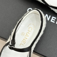 CHANE*|小香经典双C拼色方头平底玛丽珍鞋拼色方头平底设计小羊皮触感细腻亲肤双C电绣点缀鞋头复古方头 CHANE*|小香经典双C拼色方头平底玛丽珍鞋拼色方头平底设计小羊皮触感细腻亲肤双C电绣点缀鞋头复古方头