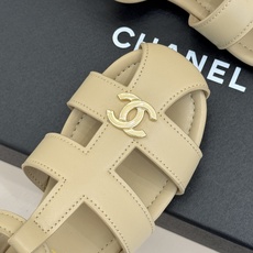 凉鞋CHANE*|小香26M新品双C镂空罗马平底凉鞋P金属双C闪耀鞋身中央镂空交错勾勒复古线条平底设计行 凉鞋CHANE*|小香26M新品双C镂空罗马平底凉鞋P金属双C闪耀鞋身中央镂空交错勾勒复古线条平底设计行