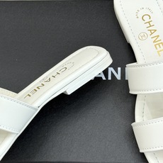 CHANE*|小香26M新品双C镂空罗马平底凉鞋金属双C闪耀鞋身中央镂空交错勾勒复古线条平底设计行走轻盈 CHANE*|小香26M新品双C镂空罗马平底凉鞋金属双C闪耀鞋身中央镂空交错勾勒复古线条平底设计行走轻盈