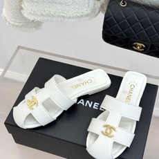 CHANE*|小香26M新品双C镂空罗马平底凉鞋金属双C闪耀鞋身中央镂空交错勾勒复古线条平底设计行走轻盈 CHANE*|小香26M新品双C镂空罗马平底凉鞋金属双C闪耀鞋身中央镂空交错勾勒复古线条平底设计行走轻盈