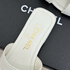 CHANE*|小香26M新品双C镂空罗马平底凉鞋金属双C闪耀鞋身中央镂空交错勾勒复古线条平底设计行走轻盈 CHANE*|小香26M新品双C镂空罗马平底凉鞋金属双C闪耀鞋身中央镂空交错勾勒复古线条平底设计行走轻盈