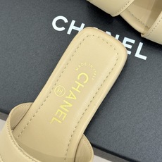 CHANE*|小香26M新品双C镂空罗马平底凉鞋金属双C闪耀鞋身中央镂空交错勾勒复古线条平底设计行走轻盈 CHANE*|小香26M新品双C镂空罗马平底凉鞋金属双C闪耀鞋身中央镂空交错勾勒复古线条平底设计行走轻盈