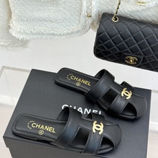 CHANE*|小香26M新品双C镂空罗马平底凉鞋金属双C闪耀鞋身中央镂空交错勾勒复古线条平底设计行走轻盈 CHANE*|小香26M新品双C镂空罗马平底凉鞋金属双C闪耀鞋身中央镂空交错勾勒复古线条平底设计行走轻盈