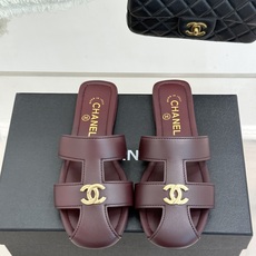 CHANE*|小香26M新品双C镂空罗马平底凉鞋金属双C闪耀鞋身中央镂空交错勾勒复古线条平底设计行走轻盈 CHANE*|小香26M新品双C镂空罗马平底凉鞋金属双C闪耀鞋身中央镂空交错勾勒复古线条平底设计行走轻盈