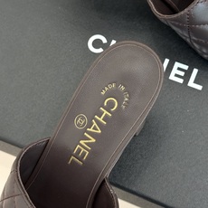 CHANE*|小香26A新品菱格鱼嘴高跟拖鞋26A早秋封神单品金属双C闪得挪不开眼经典菱格纹高级感拉满鞋 CHANE*|小香26A新品菱格鱼嘴高跟拖鞋26A早秋封神单品金属双C闪得挪不开眼经典菱格纹高级感拉满鞋