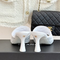CHANE*|小香26A新品菱格鱼嘴高跟拖鞋26A早秋封神单品金属双C闪得挪不开眼经典菱格纹高级感拉满鞋 CHANE*|小香26A新品菱格鱼嘴高跟拖鞋26A早秋封神单品金属双C闪得挪不开眼经典菱格纹高级感拉满鞋
