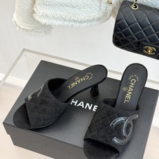 CHANE*|小香26A新品大双C菱格鱼嘴高跟拖鞋26A早秋王炸登场大双C菱格惊艳全场经典菱格纹铺满鞋面 CHANE*|小香26A新品大双C菱格鱼嘴高跟拖鞋26A早秋王炸登场大双C菱格惊艳全场经典菱格纹铺满鞋面
