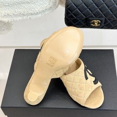 CHANE*|小香26A新品大双C菱格鱼嘴高跟拖鞋26A早秋王炸登场大双C菱格惊艳全场经典菱格纹铺满鞋面 CHANE*|小香26A新品大双C菱格鱼嘴高跟拖鞋26A早秋王炸登场大双C菱格惊艳全场经典菱格纹铺满鞋面