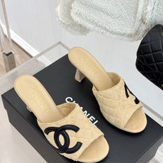 CHANE*|小香26A新品大双C菱格鱼嘴高跟拖鞋26A早秋王炸登场大双C菱格惊艳全场经典菱格纹铺满鞋面 CHANE*|小香26A新品大双C菱格鱼嘴高跟拖鞋26A早秋王炸登场大双C菱格惊艳全场经典菱格纹铺满鞋面