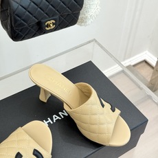 CHANE*|小香26A新品大双C菱格鱼嘴高跟拖鞋26A早秋王炸登场大双C菱格惊艳全场经典菱格纹铺满鞋面 CHANE*|小香26A新品大双C菱格鱼嘴高跟拖鞋26A早秋王炸登场大双C菱格惊艳全场经典菱格纹铺满鞋面