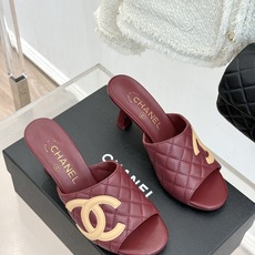 CHANE*|小香26A新品大双C菱格鱼嘴高跟拖鞋26A早秋王炸登场大双C菱格惊艳全场经典菱格纹铺满鞋面 CHANE*|小香26A新品大双C菱格鱼嘴高跟拖鞋26A早秋王炸登场大双C菱格惊艳全场经典菱格纹铺满鞋面