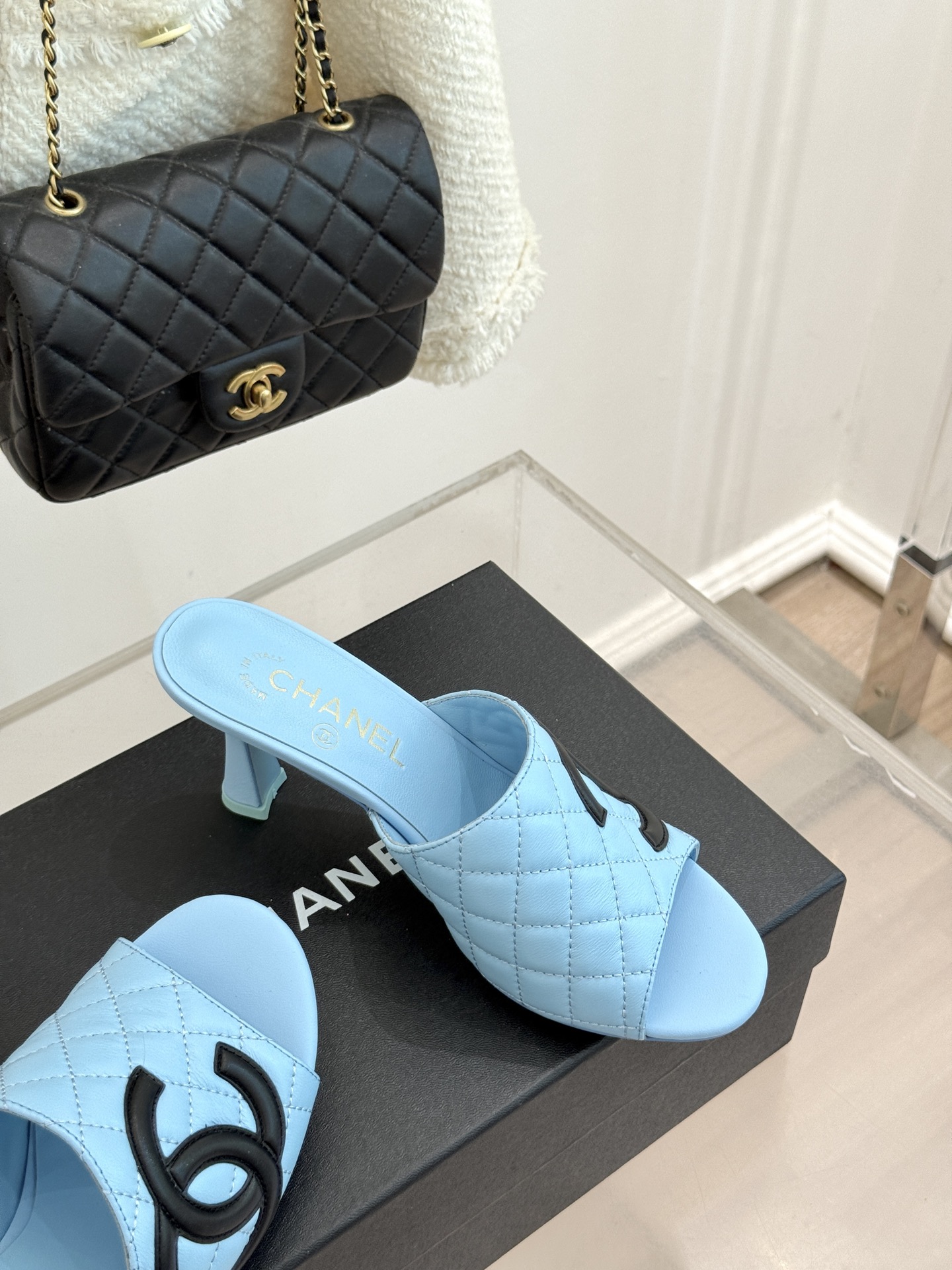 CHANE*｜小香26A新品大双C菱格鱼嘴高跟拖鞋26A早秋王炸登场大双C菱格惊艳全场经典菱格纹铺满鞋面