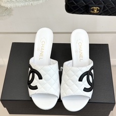 CHANE*|小香26A新品大双C菱格鱼嘴高跟拖鞋26A早秋王炸登场大双C菱格惊艳全场经典菱格纹铺满鞋面 CHANE*|小香26A新品大双C菱格鱼嘴高跟拖鞋26A早秋王炸登场大双C菱格惊艳全场经典菱格纹铺满鞋面
