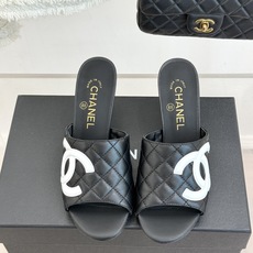 CHANE*|小香26A新品大双C菱格鱼嘴高跟拖鞋26A早秋王炸登场大双C菱格惊艳全场经典菱格纹铺满鞋面 CHANE*|小香26A新品大双C菱格鱼嘴高跟拖鞋26A早秋王炸登场大双C菱格惊艳全场经典菱格纹铺满鞋面