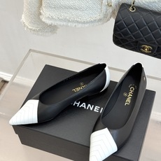 CHANE*|小香26A新品拼色双C尖头平底单鞋26A早秋王炸拼色单鞋撞色拼接自带高级氛围感双C暗纹低调 CHANE*|小香26A新品拼色双C尖头平底单鞋26A早秋王炸拼色单鞋撞色拼接自带高级氛围感双C暗纹低调