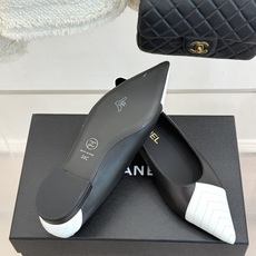 CHANE*|小香26A新品拼色双C尖头平底单鞋26A早秋王炸拼色单鞋撞色拼接自带高级氛围感双C暗纹低调 CHANE*|小香26A新品拼色双C尖头平底单鞋26A早秋王炸拼色单鞋撞色拼接自带高级氛围感双C暗纹低调
