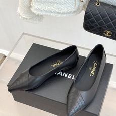 CHANE*|小香26A新品拼色双C尖头平底单鞋26A早秋王炸拼色单鞋撞色拼接自带高级氛围感双C暗纹低调 CHANE*|小香26A新品拼色双C尖头平底单鞋26A早秋王炸拼色单鞋撞色拼接自带高级氛围感双C暗纹低调