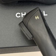 CHANE*|小香26A新品拼色双C尖头平底单鞋26A早秋王炸拼色单鞋撞色拼接自带高级氛围感双C暗纹低调 CHANE*|小香26A新品拼色双C尖头平底单鞋26A早秋王炸拼色单鞋撞色拼接自带高级氛围感双C暗纹低调