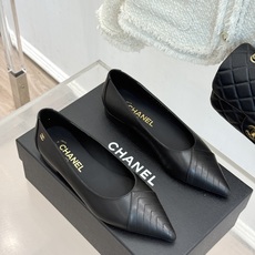 CHANE*|小香26A新品拼色双C尖头平底单鞋26A早秋王炸拼色单鞋撞色拼接自带高级氛围感双C暗纹低调 CHANE*|小香26A新品拼色双C尖头平底单鞋26A早秋王炸拼色单鞋撞色拼接自带高级氛围感双C暗纹低调