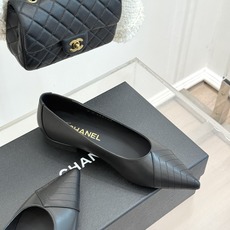 CHANE*|小香26A新品拼色双C尖头平底单鞋26A早秋王炸拼色单鞋撞色拼接自带高级氛围感双C暗纹低调 CHANE*|小香26A新品拼色双C尖头平底单鞋26A早秋王炸拼色单鞋撞色拼接自带高级氛围感双C暗纹低调