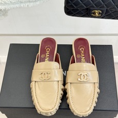 CHANE*|小香26A新品老钱风褶皱乐福半拖26A早秋老钱风神鞋褶皱肌理揉进松弛感双C金属扣低调闪微光 CHANE*|小香26A新品老钱风褶皱乐福半拖26A早秋老钱风神鞋褶皱肌理揉进松弛感双C金属扣低调闪微光
