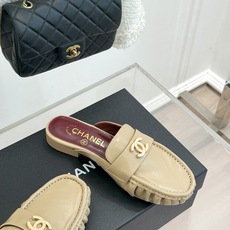CHANE*|小香26A新品老钱风褶皱乐福半拖26A早秋老钱风神鞋褶皱肌理揉进松弛感双C金属扣低调闪微光 CHANE*|小香26A新品老钱风褶皱乐福半拖26A早秋老钱风神鞋褶皱肌理揉进松弛感双C金属扣低调闪微光