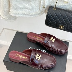CHANE*|小香26A新品老钱风褶皱乐福半拖26A早秋老钱风神鞋褶皱肌理揉进松弛感双C金属扣低调闪微光 CHANE*|小香26A新品老钱风褶皱乐福半拖26A早秋老钱风神鞋褶皱肌理揉进松弛感双C金属扣低调闪微光