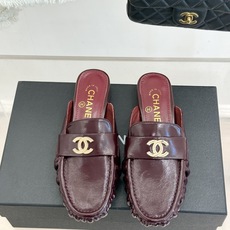 CHANE*|小香26A新品老钱风褶皱乐福半拖26A早秋老钱风神鞋褶皱肌理揉进松弛感双C金属扣低调闪微光 CHANE*|小香26A新品老钱风褶皱乐福半拖26A早秋老钱风神鞋褶皱肌理揉进松弛感双C金属扣低调闪微光