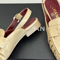 CHANE*|小香26A新品老钱风褶皱乐福半拖26A早秋老钱风神鞋褶皱肌理揉进松弛感双C金属扣低调闪微光 CHANE*|小香26A新品老钱风褶皱乐福半拖26A早秋老钱风神鞋褶皱肌理揉进松弛感双C金属扣低调闪微光