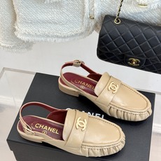 CHANE*|小香26A新品老钱风褶皱乐福半拖26A早秋老钱风神鞋褶皱肌理揉进松弛感双C金属扣低调闪微光 CHANE*|小香26A新品老钱风褶皱乐福半拖26A早秋老钱风神鞋褶皱肌理揉进松弛感双C金属扣低调闪微光