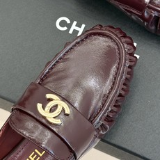 CHANE*|小香26A新品老钱风褶皱乐福半拖26A早秋老钱风神鞋褶皱肌理揉进松弛感双C金属扣低调闪微光 CHANE*|小香26A新品老钱风褶皱乐福半拖26A早秋老钱风神鞋褶皱肌理揉进松弛感双C金属扣低调闪微光