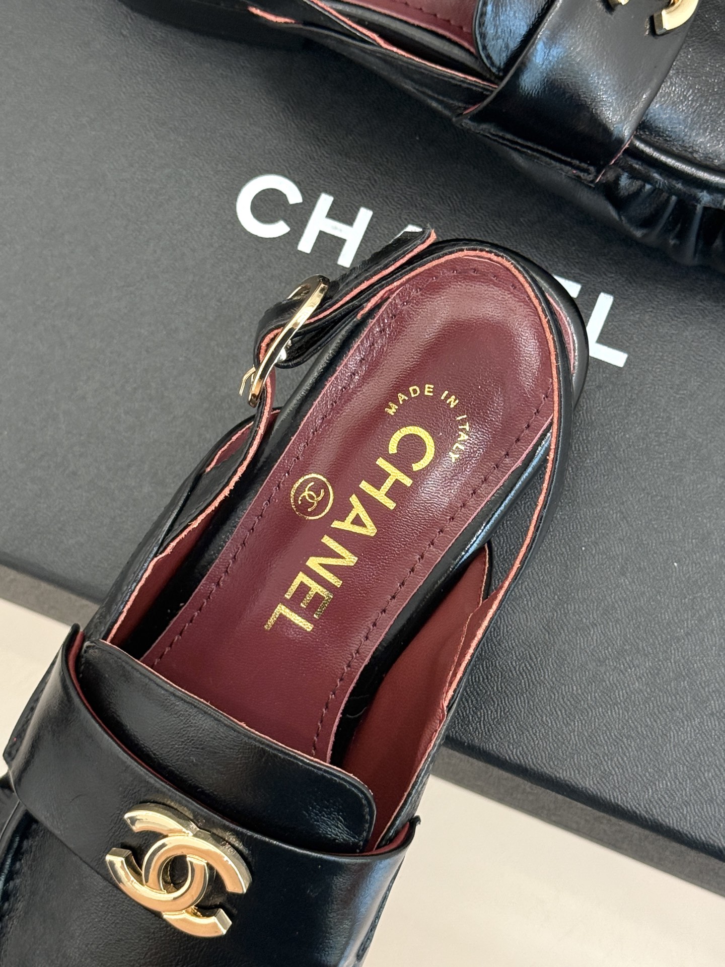 CHANE*｜小香26A新品老钱风褶皱乐福半拖26A早秋老钱风神鞋褶皱肌理揉进松弛感双C金属扣低调闪微光